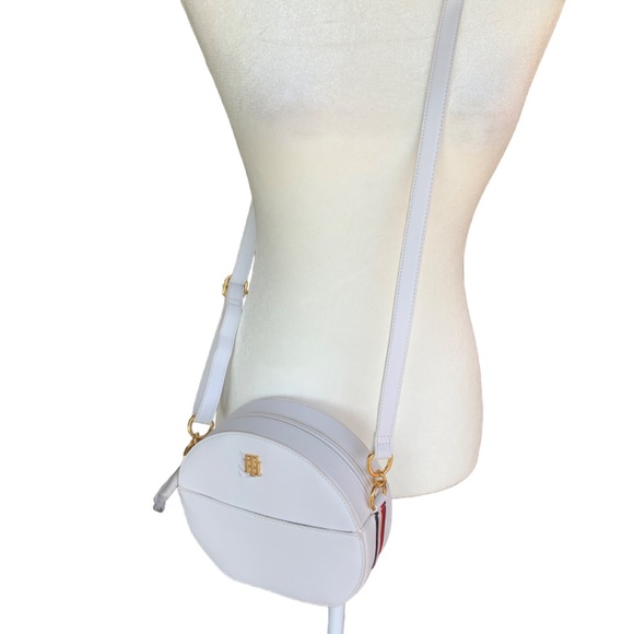 Tommy Hilfiger Saffiano Canteen Crossbody Purse Bag White Women’s NWT - Picture 4 of 14
